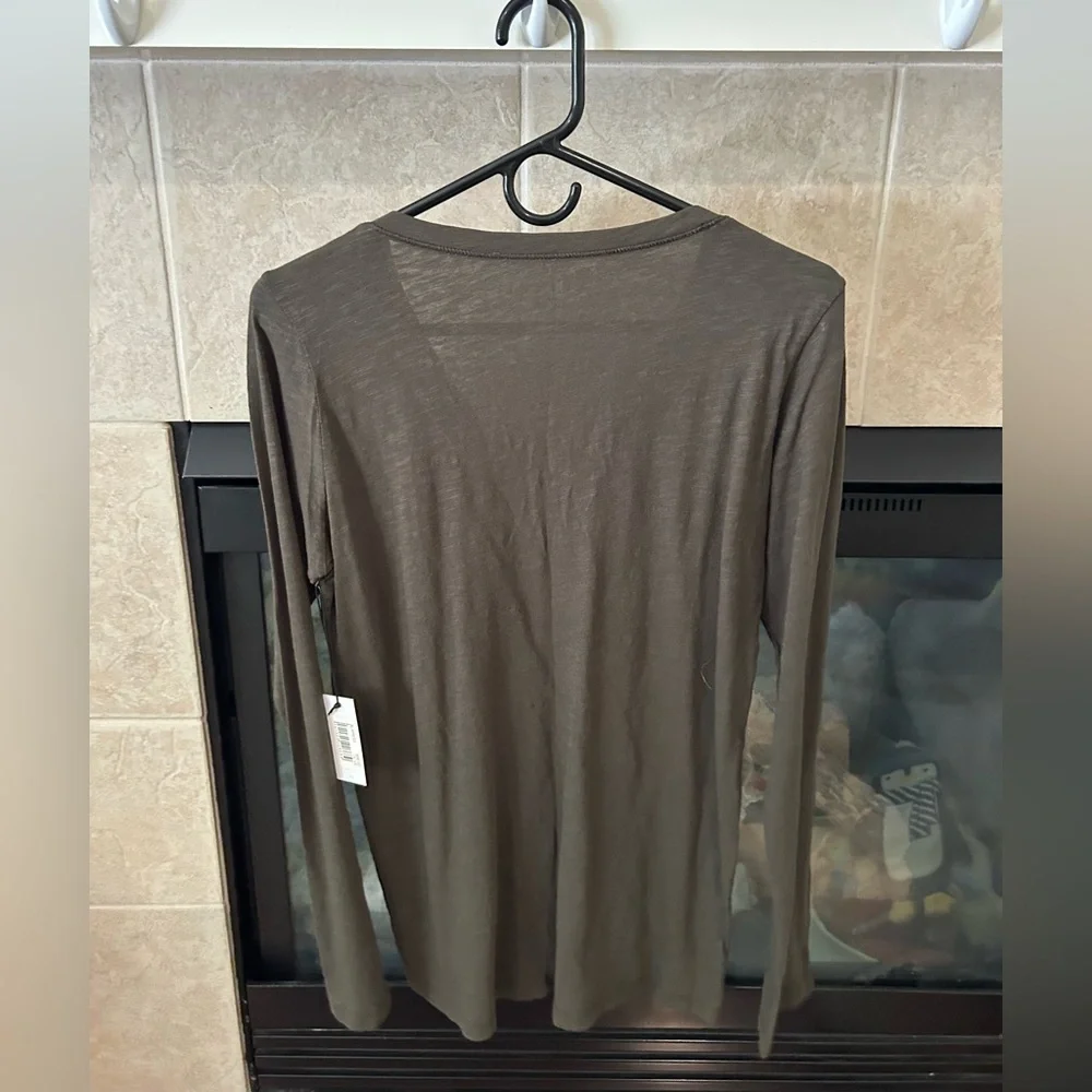 Velvet by Graham & Spencer Longsleeve V-Neck - Picture 3 of 6